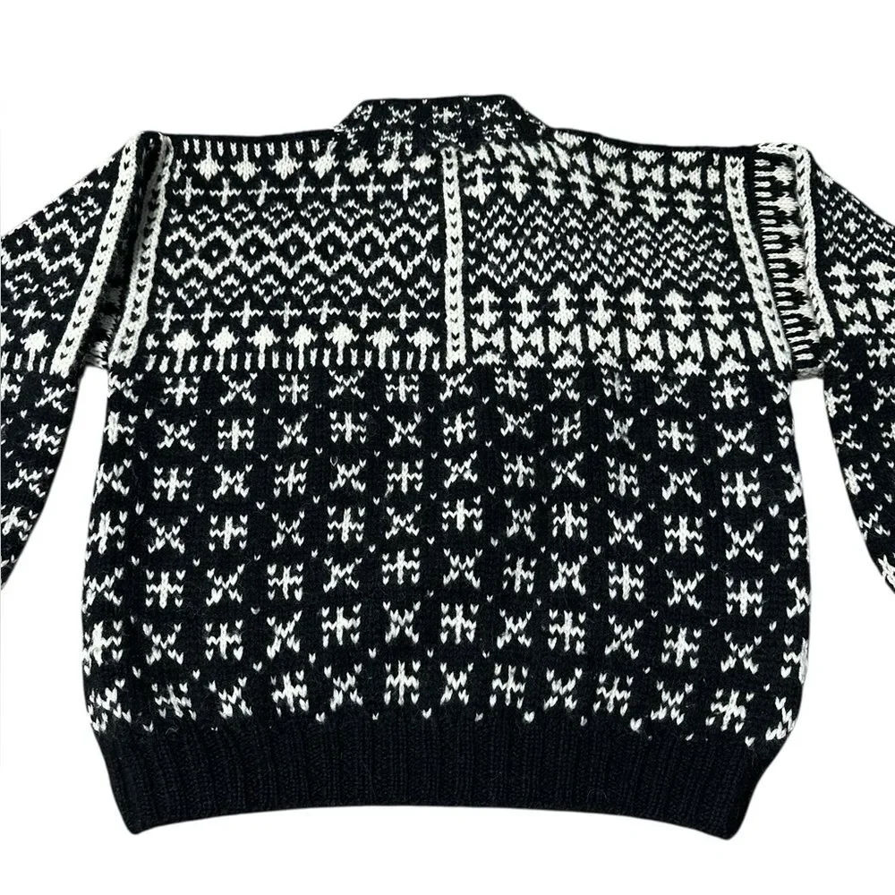 RARE VTG L.L. Bean 100% Wool Nordic Button Neck Sweater Hong Kong M Black White